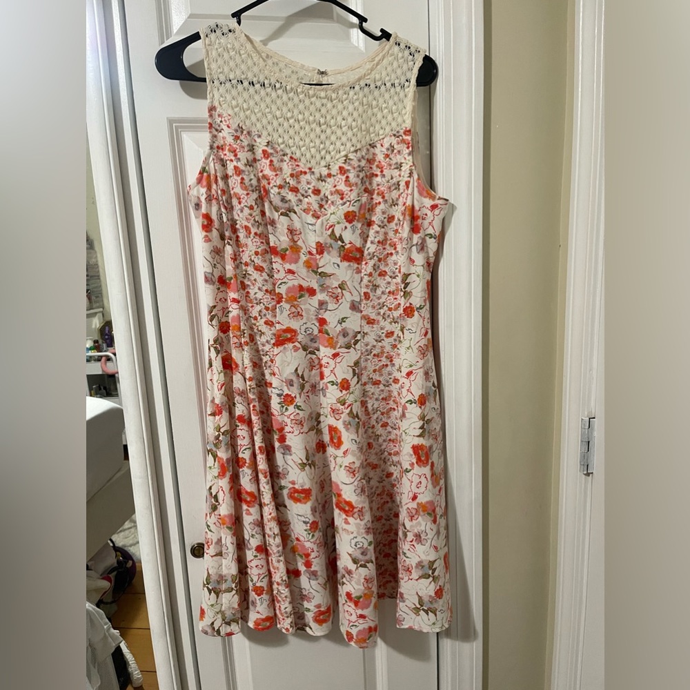 Gabby Skye dress